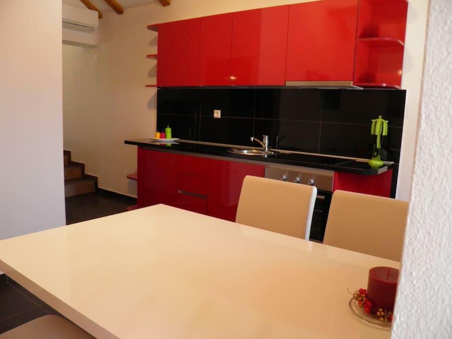 Romantic Apartment Donje Celo المظهر الخارجي الصورة